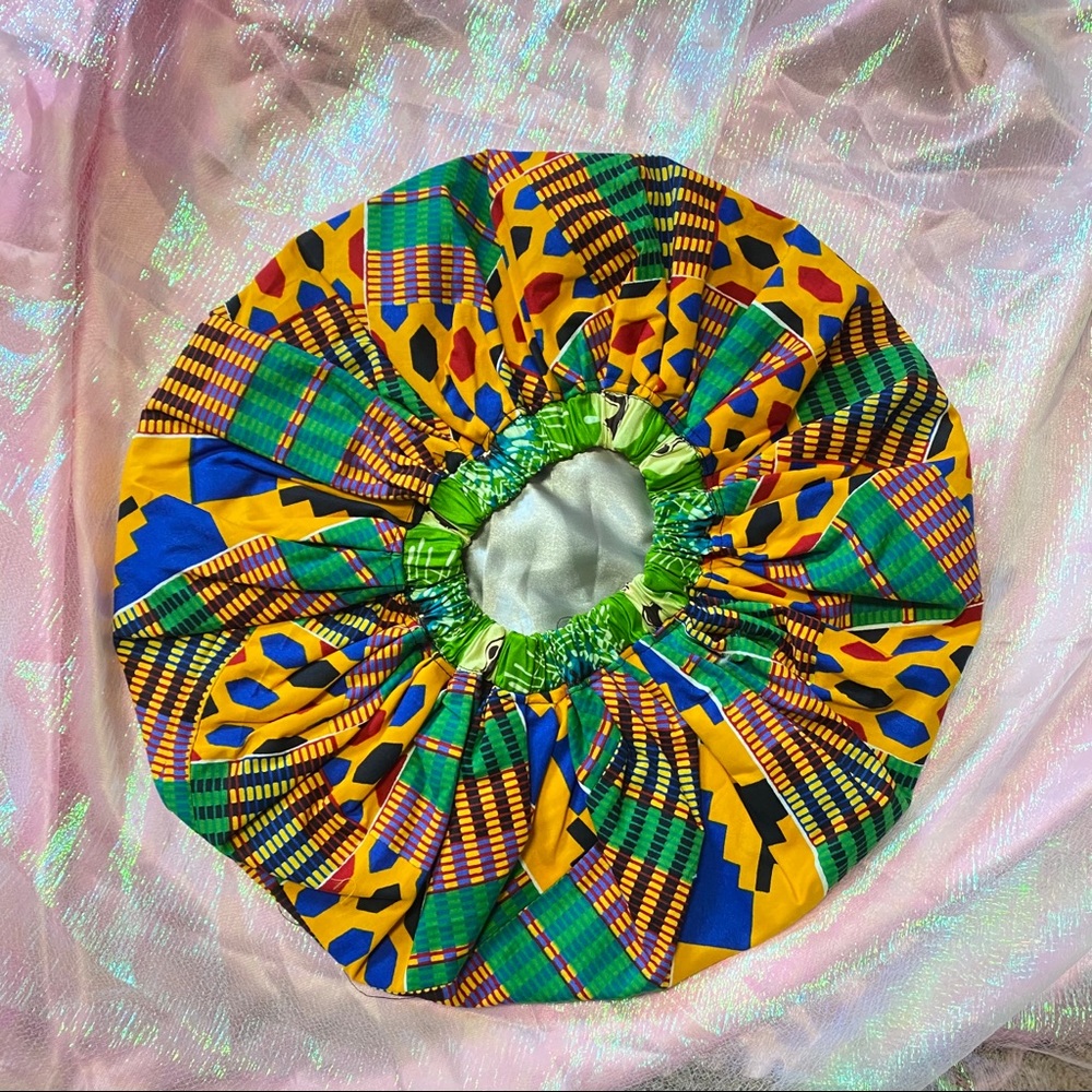 African Wax Print Bonnet - Picture 1 of 2